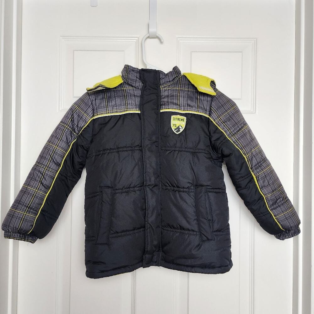 Black & Yellow Puffer Jacket Kids Size 5 Ixtreme Sporty Fall Winter Outdoor